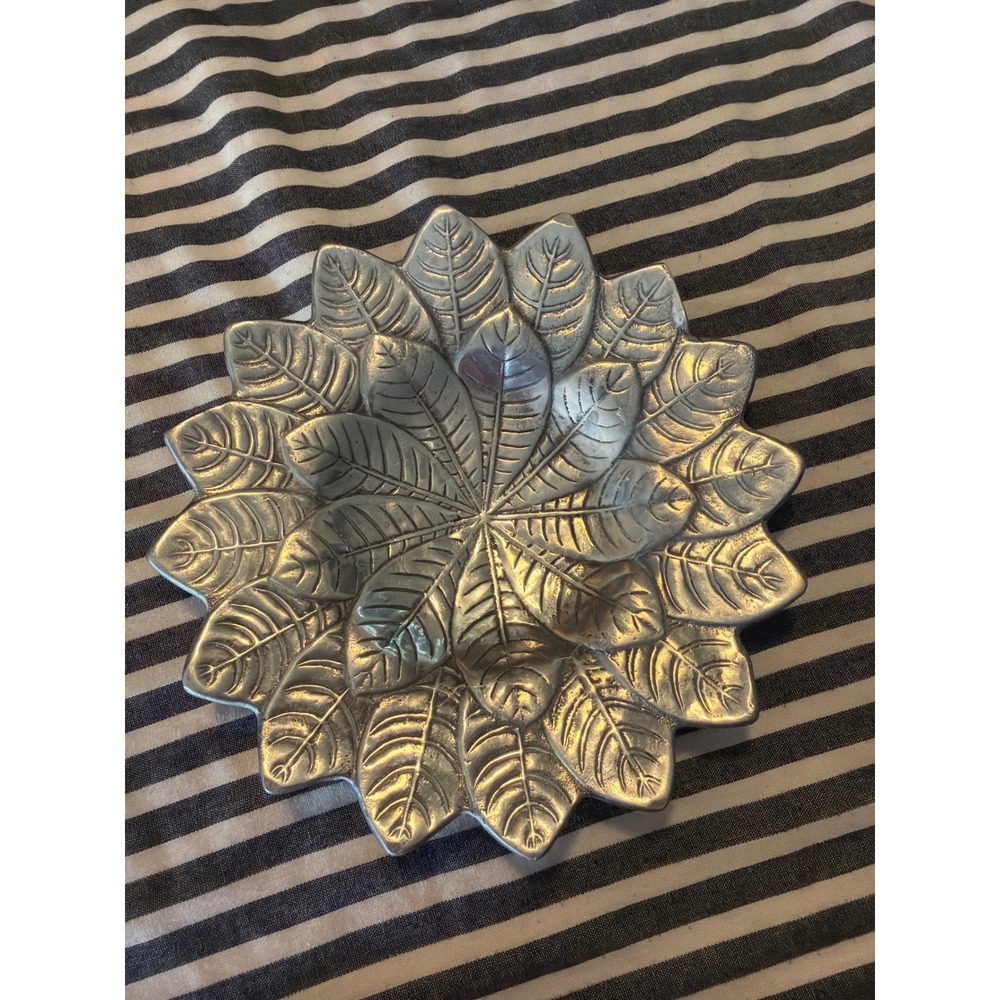 Centrum Silver Metal Leaf Decorative Bowl Round Botanical Catchall 7.5 Inch
